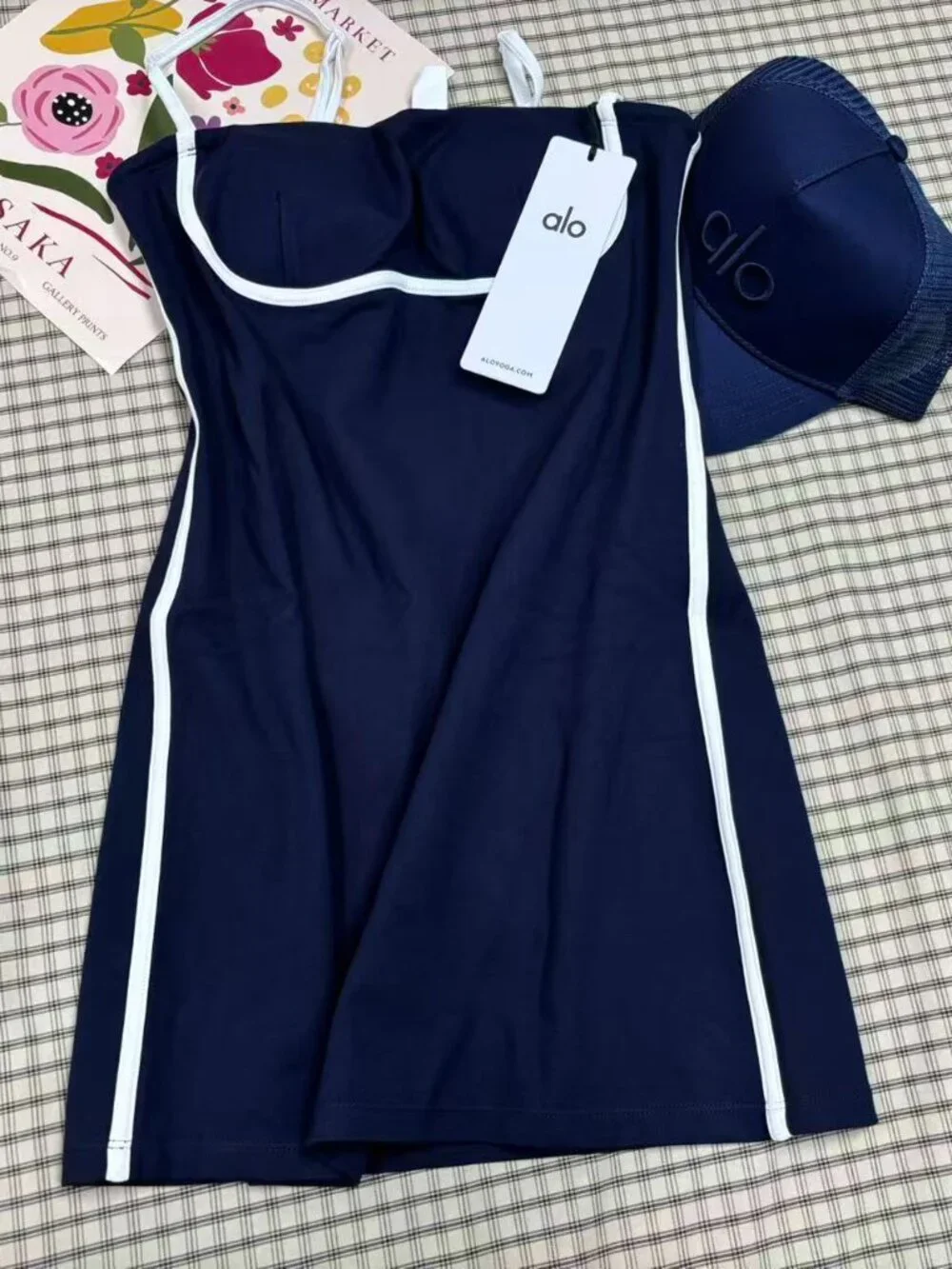 💖ALO Yoga Airbrush Printed Streamlined Dress in Navy Blue and Ivory White Colo - Picture 2 of 4